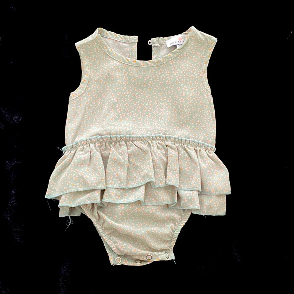 Ruffle bubble romper
